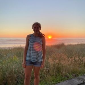 Meet your Posher, Angelina